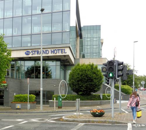 Limerick, Strand Hotel